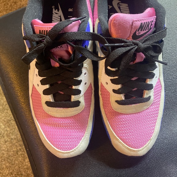 custom made women’s nike air max’s - Picture 6 of 6